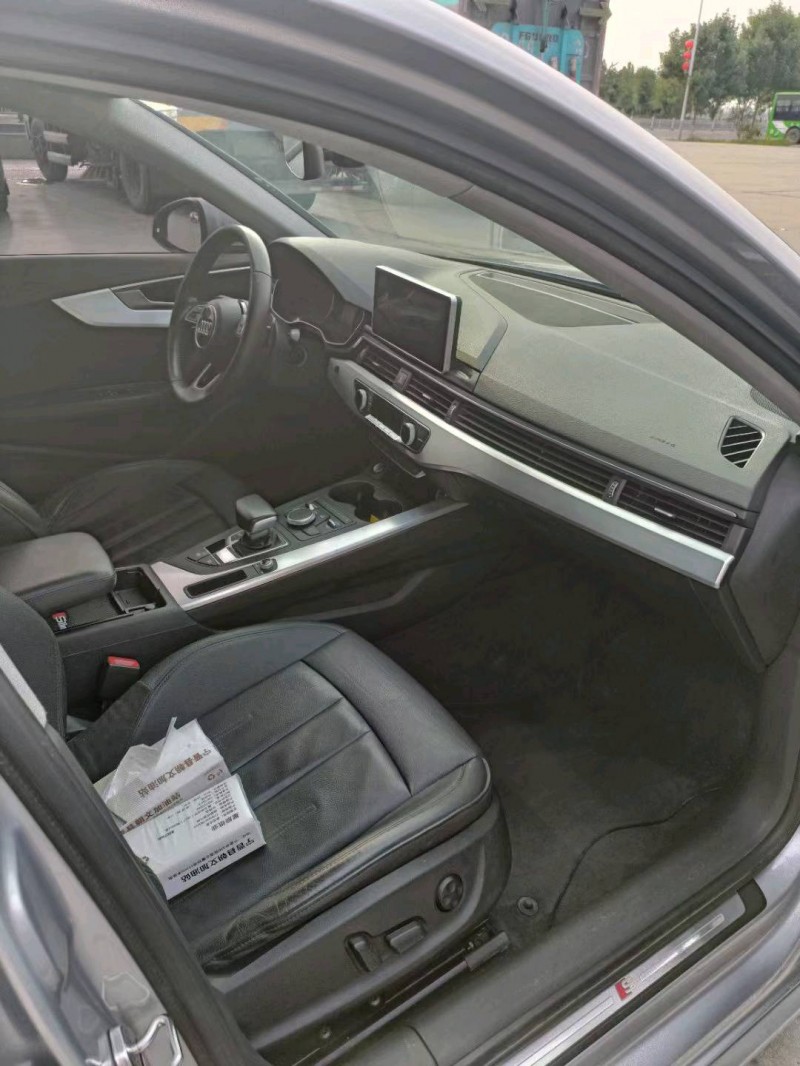 邯郸18年奥迪A4L7
