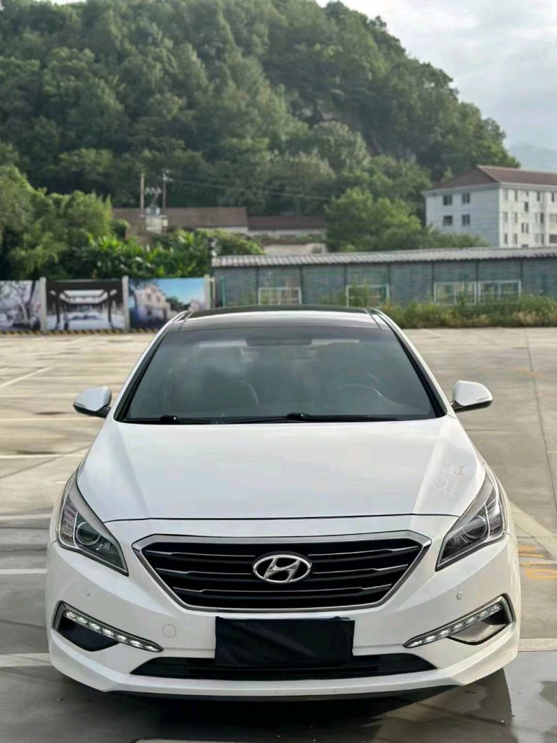 嘉兴16年现代索纳塔九1