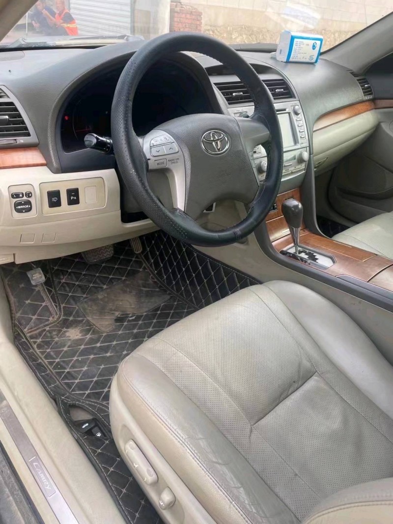 邯郸09年丰田凯美瑞4