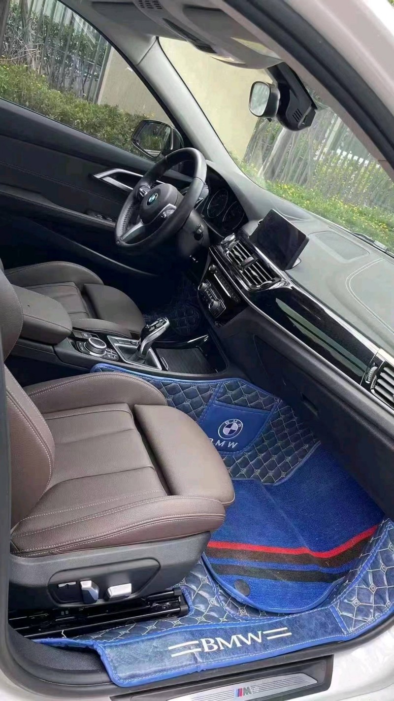 成都21年宝马1系8