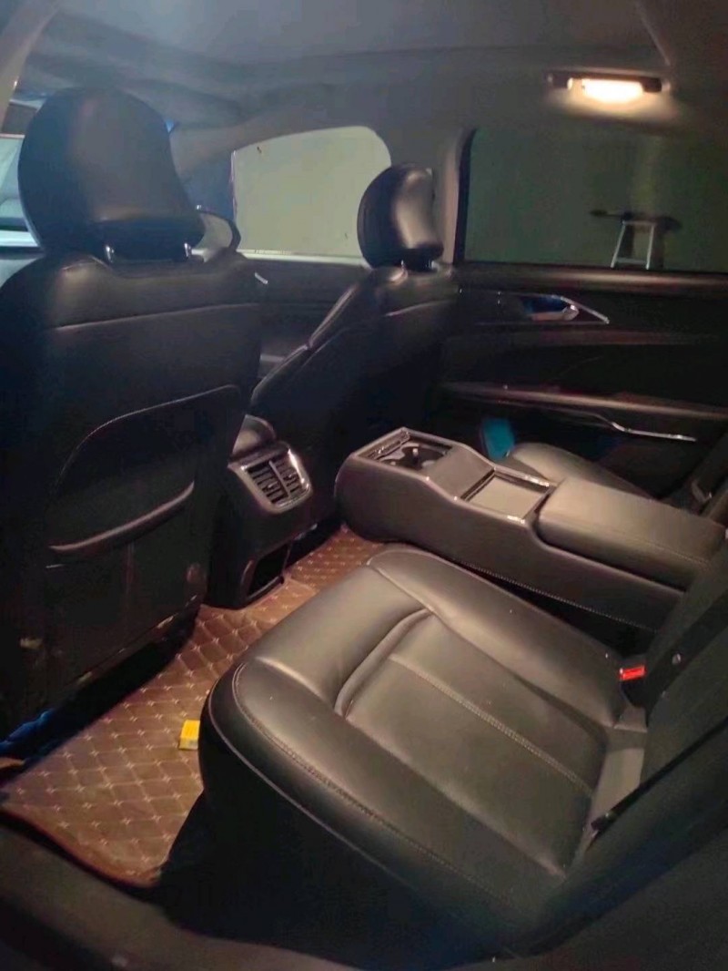 枣庄16年福特金牛座3