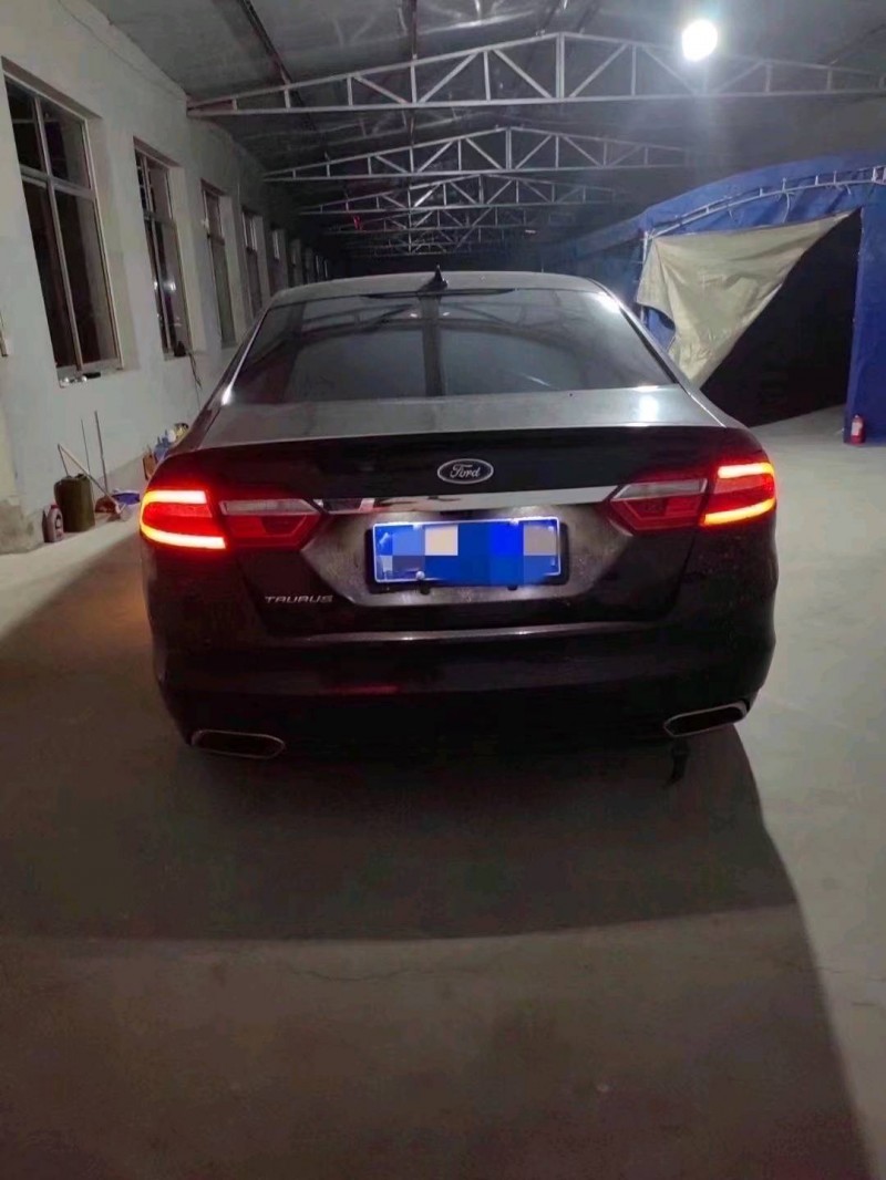 枣庄16年福特金牛座5