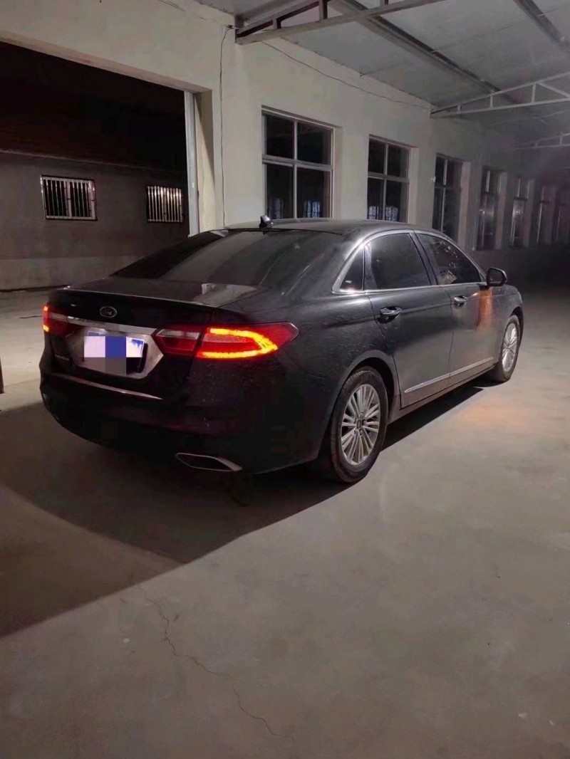 枣庄16年福特金牛座6