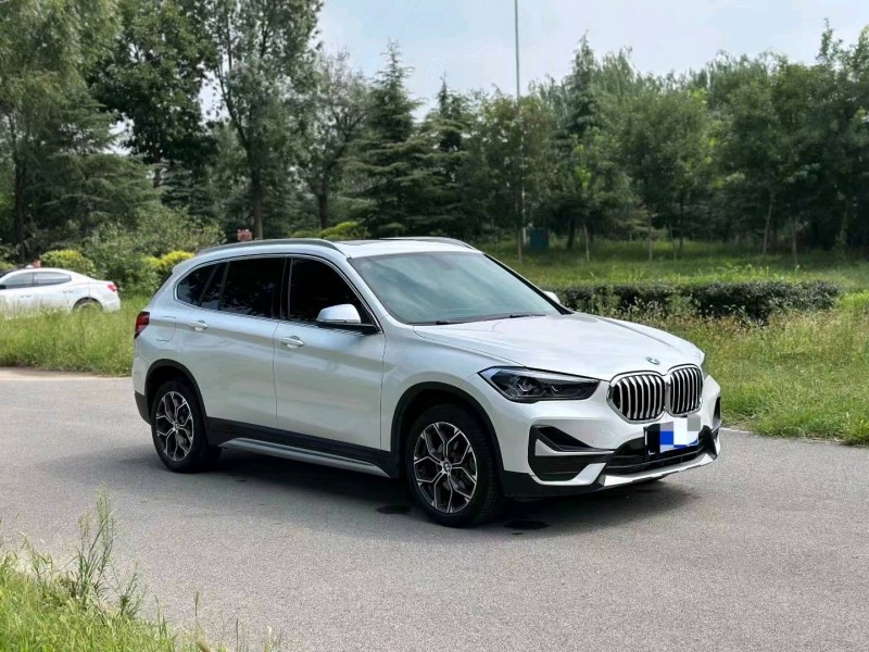 东营22年宝马X16