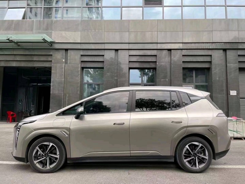 成都22年传祺埃安Y2