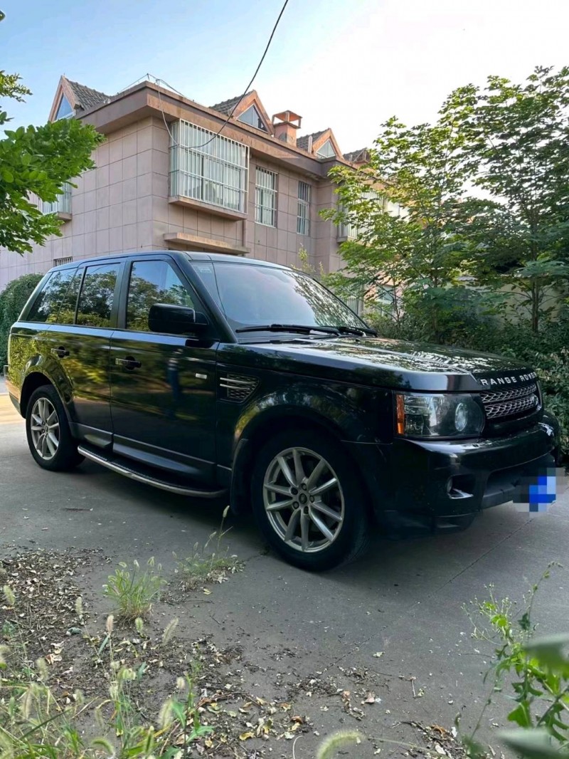 东营14年路虎揽胜运动2