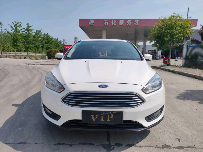 徐州17年福特福克斯1