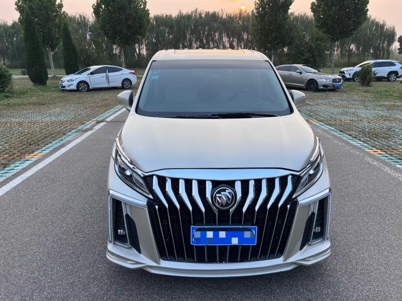 济宁20年别克GL81