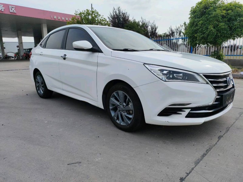 徐州18年长安汽车逸动2