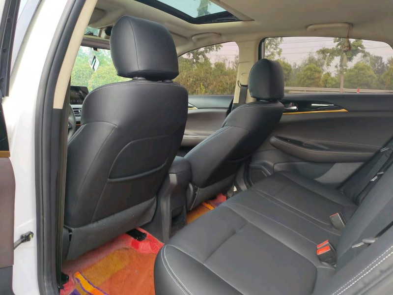 徐州18年长安汽车逸动6