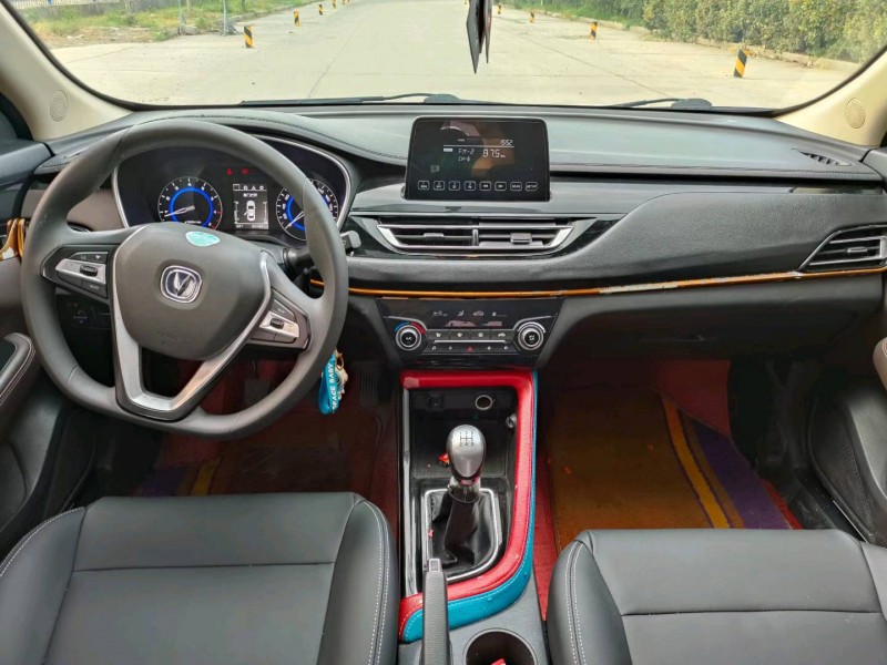 徐州18年长安汽车逸动7