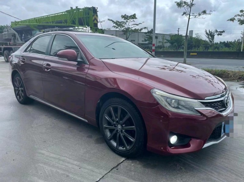 邯郸14年丰田锐志4