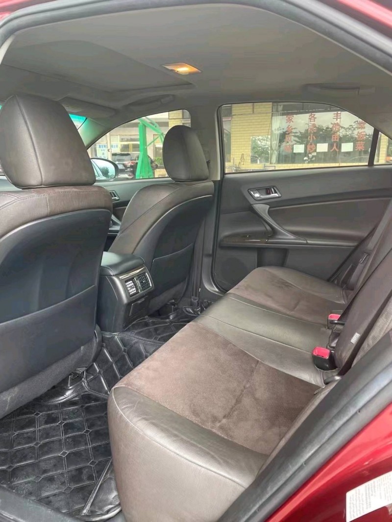 邯郸14年丰田锐志9