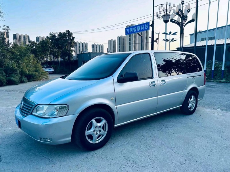 沈阳10年别克GL82