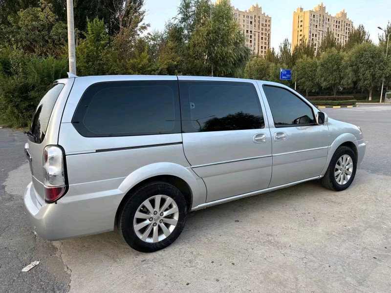 沈阳17年别克GL88