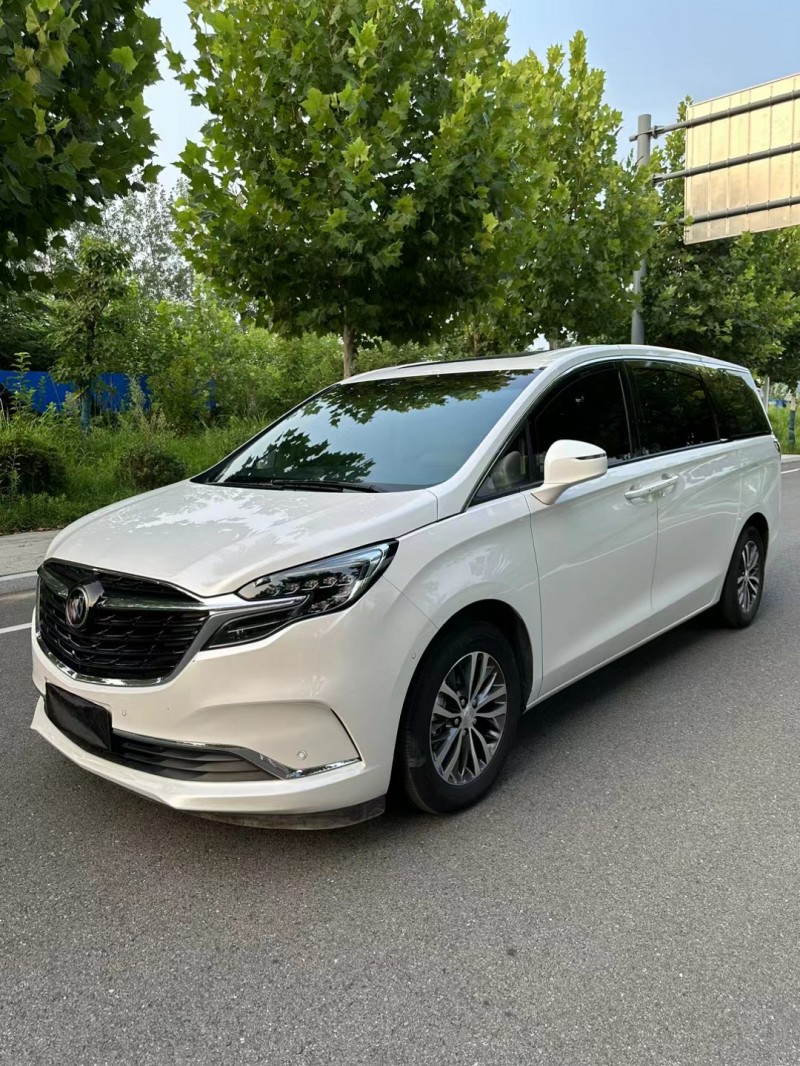 徐州22年别克GL83