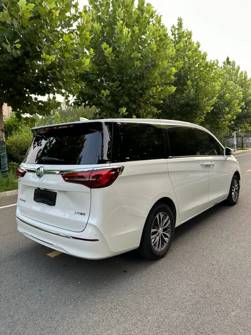 徐州22年别克GL84