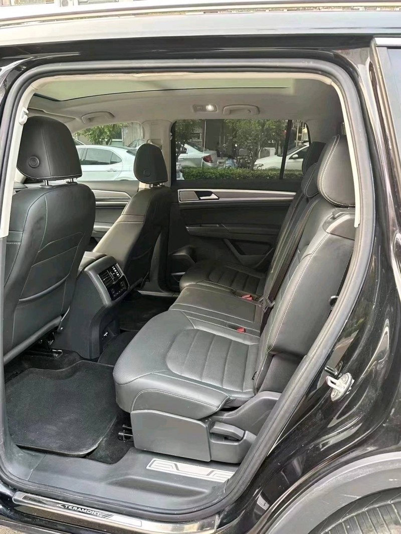 邯郸20年大众途昂4