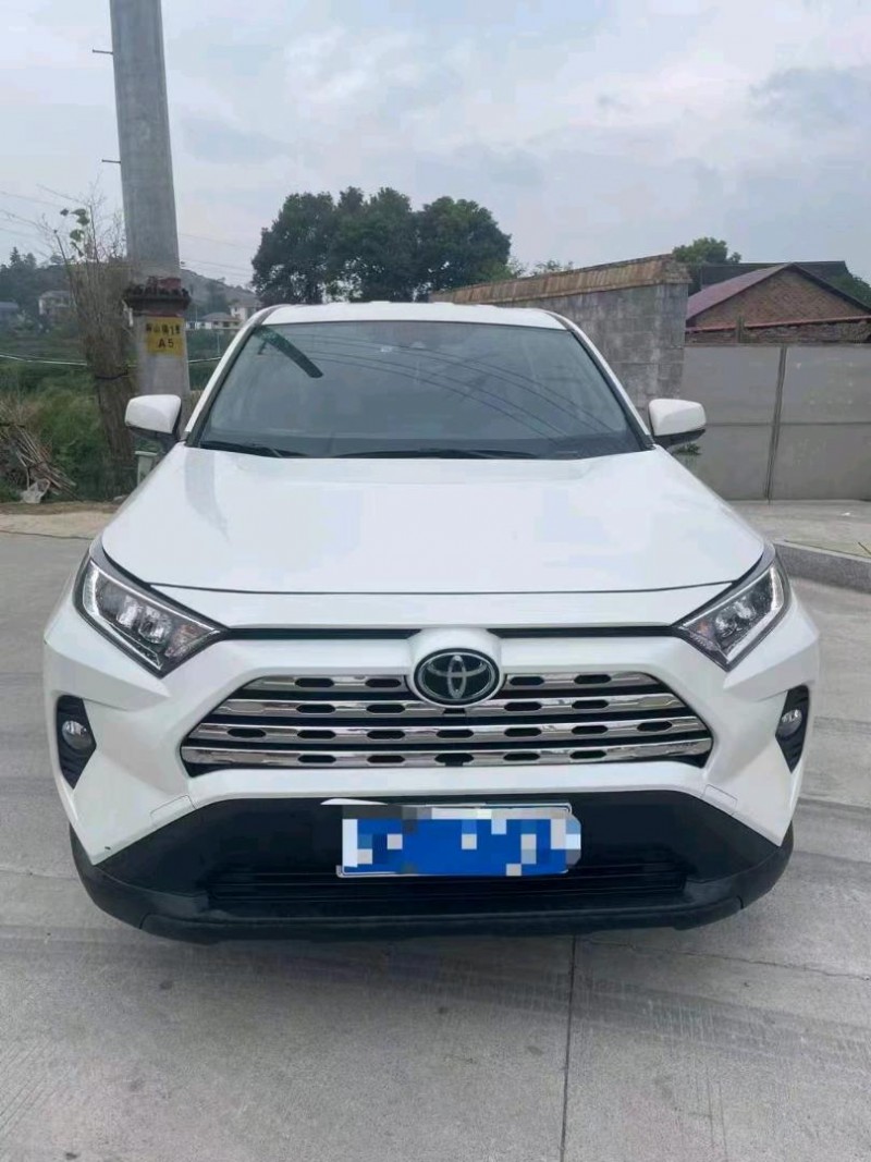 衡阳20年丰田RAV4荣放1