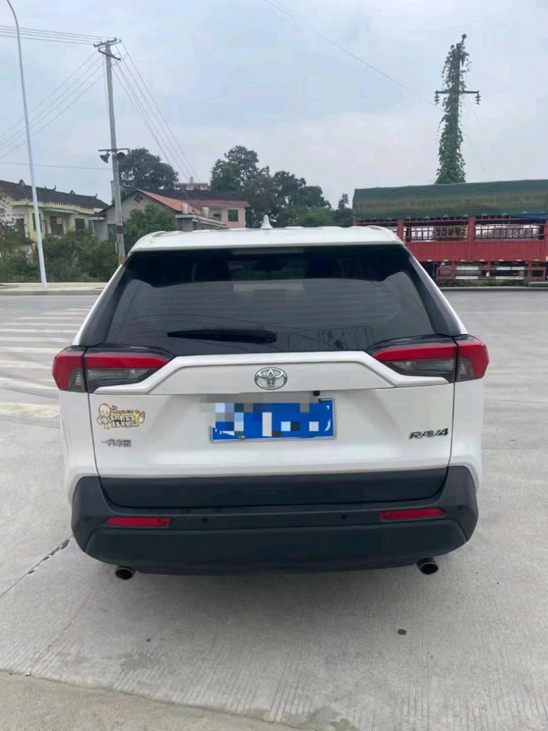 衡阳20年丰田RAV4荣放5