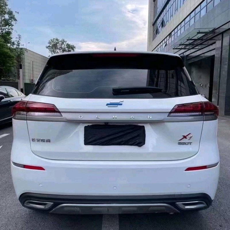 成都20年长安汽车欧尚4