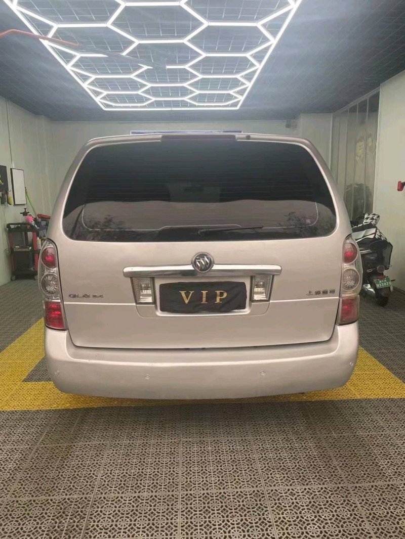 石家庄12年别克GL85