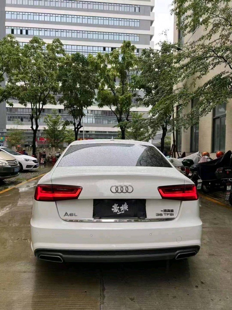 深圳18年奥迪A6L7