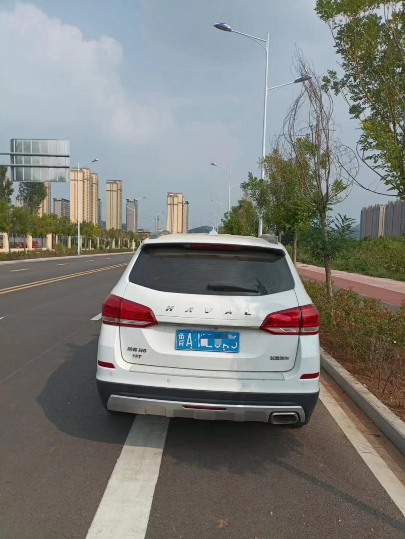 济宁18年哈弗H69