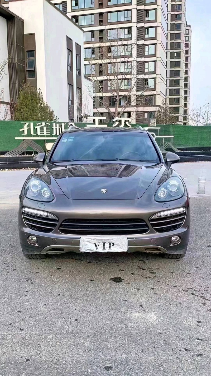 廊坊12年保时捷卡宴1