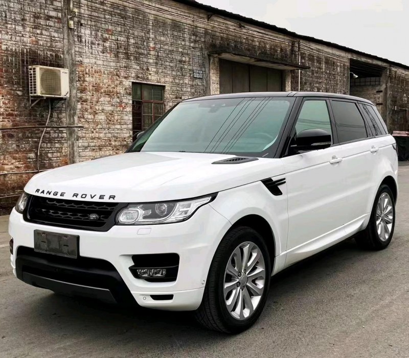 中山17年路虎揽胜运动2