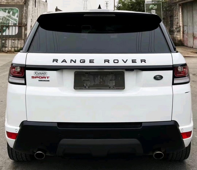 中山17年路虎揽胜运动9