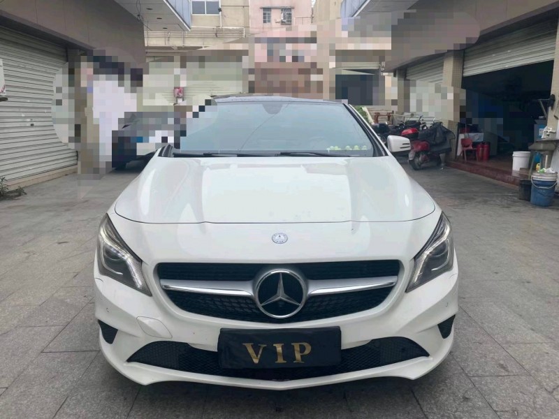 中山16年奔驰CLA1