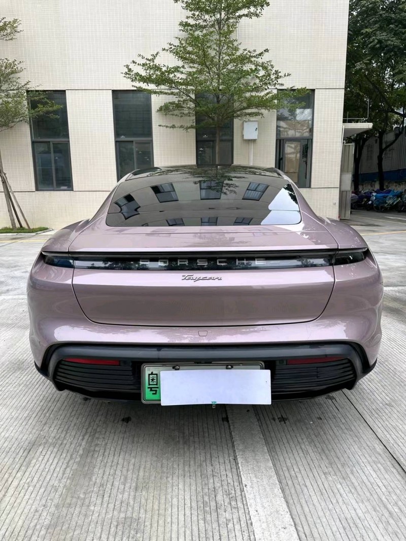 中山21年保时捷Taycan8