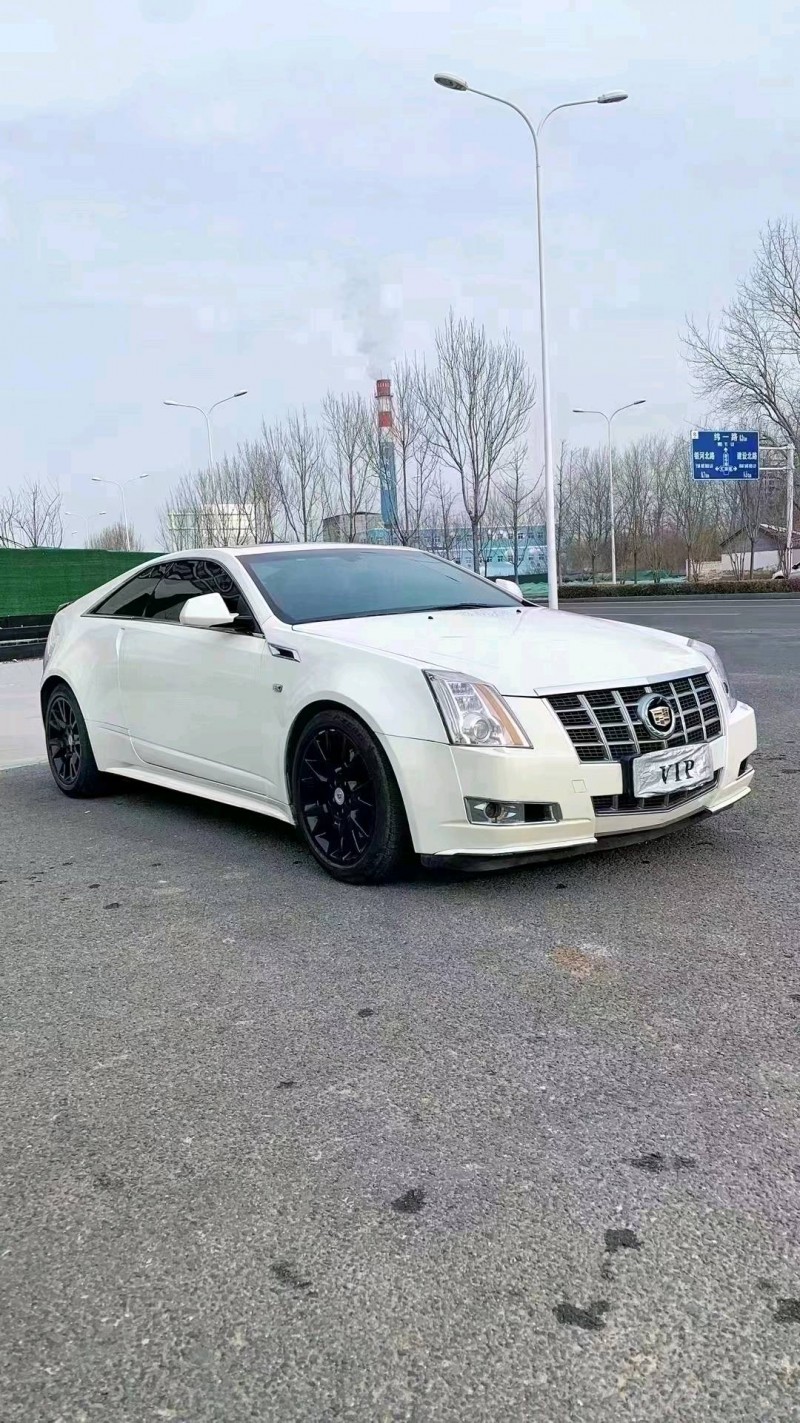 廊坊12年凯迪拉克CTS3