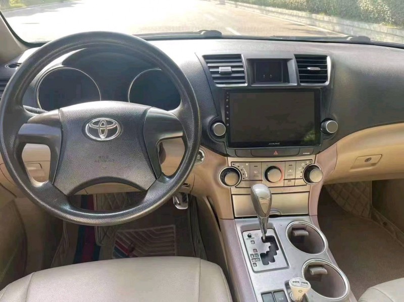 佛山12年丰田汉兰达7