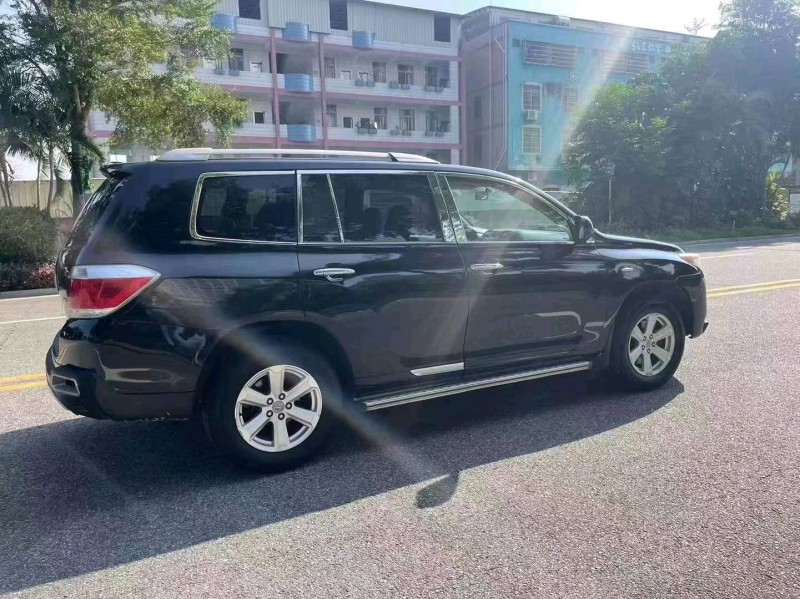 佛山12年丰田汉兰达9