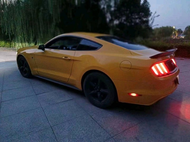 济南16年福特野马2