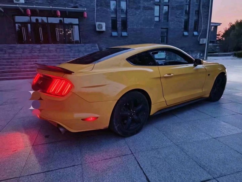 济南16年福特野马3