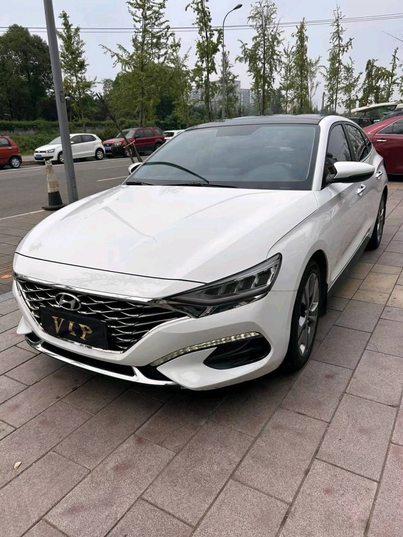 成都21年现代菲斯塔3