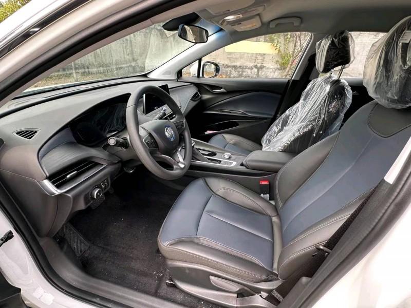 青岛23年别克微蓝4