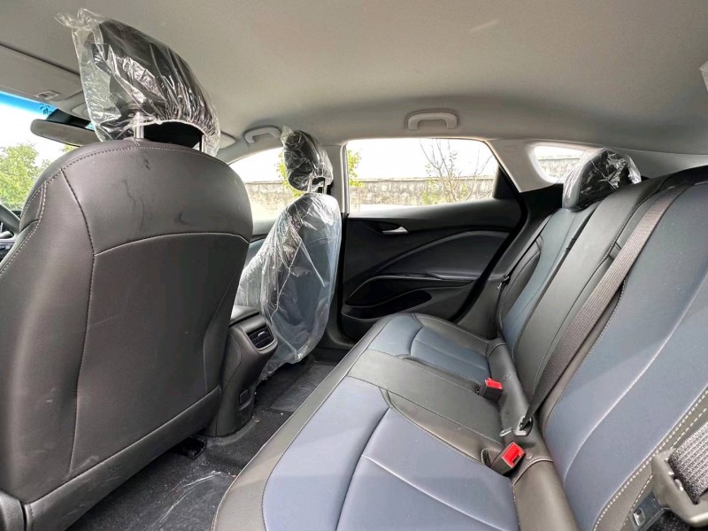 青岛23年别克微蓝7