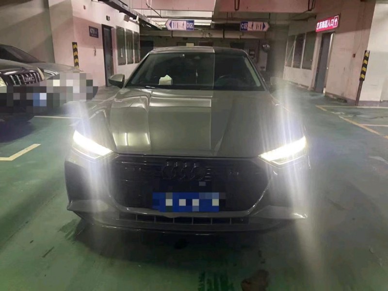 济南21年奥迪A7L1