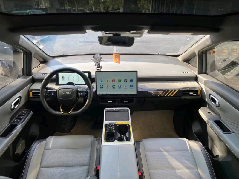 成都22年传祺埃安Y7