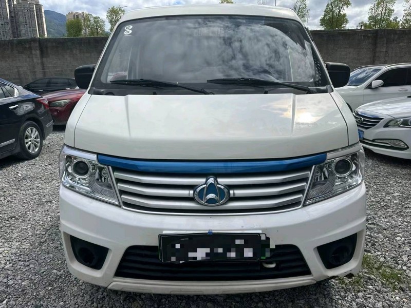 重庆22年长安汽车之星1