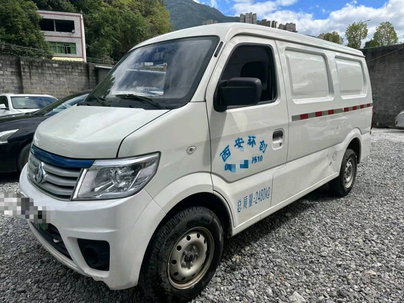 重庆22年长安汽车之星2