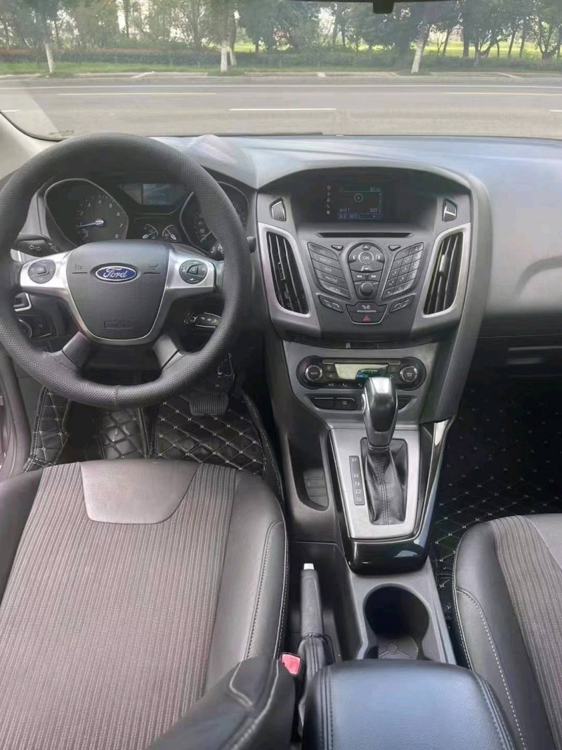 苏州14年福特福克斯8