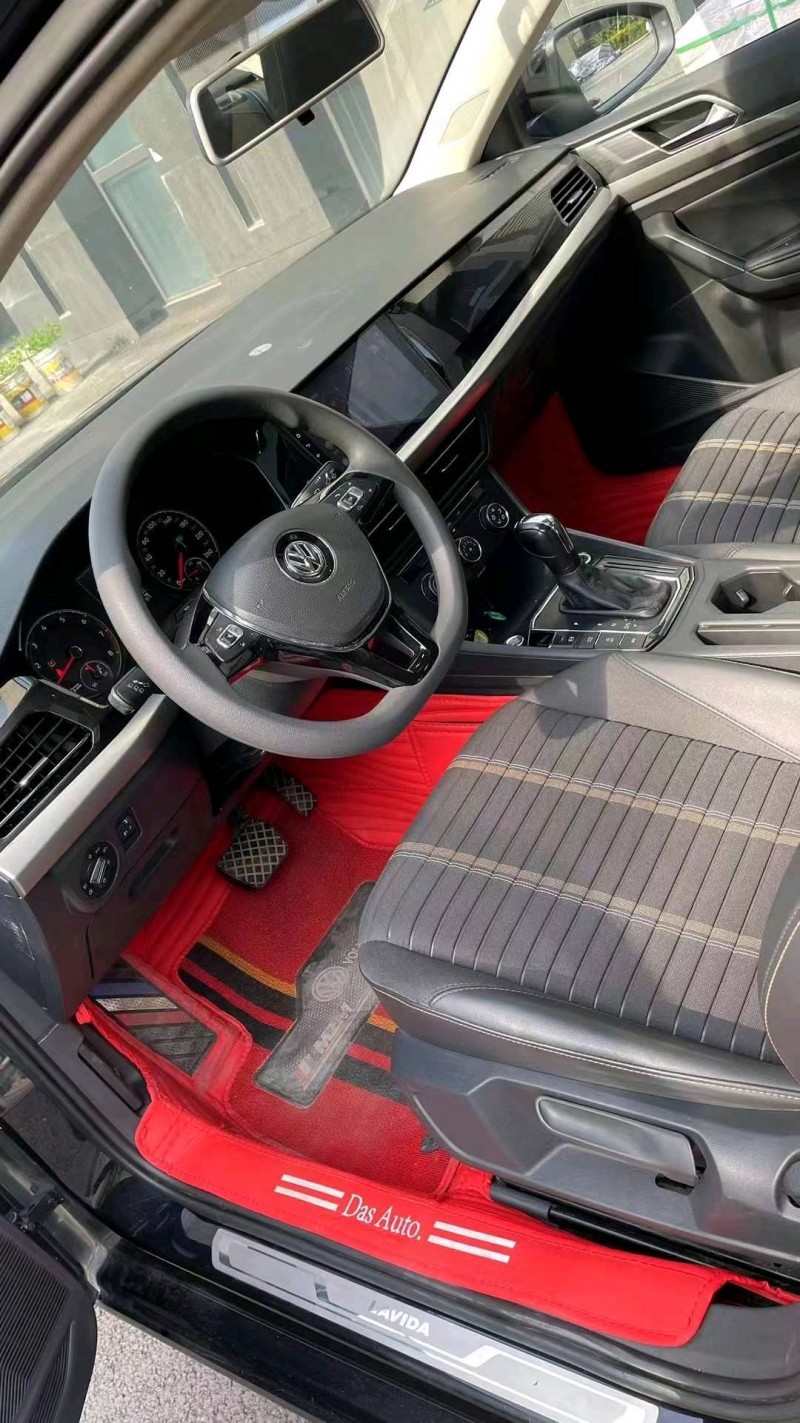 成都20年大众朗逸5