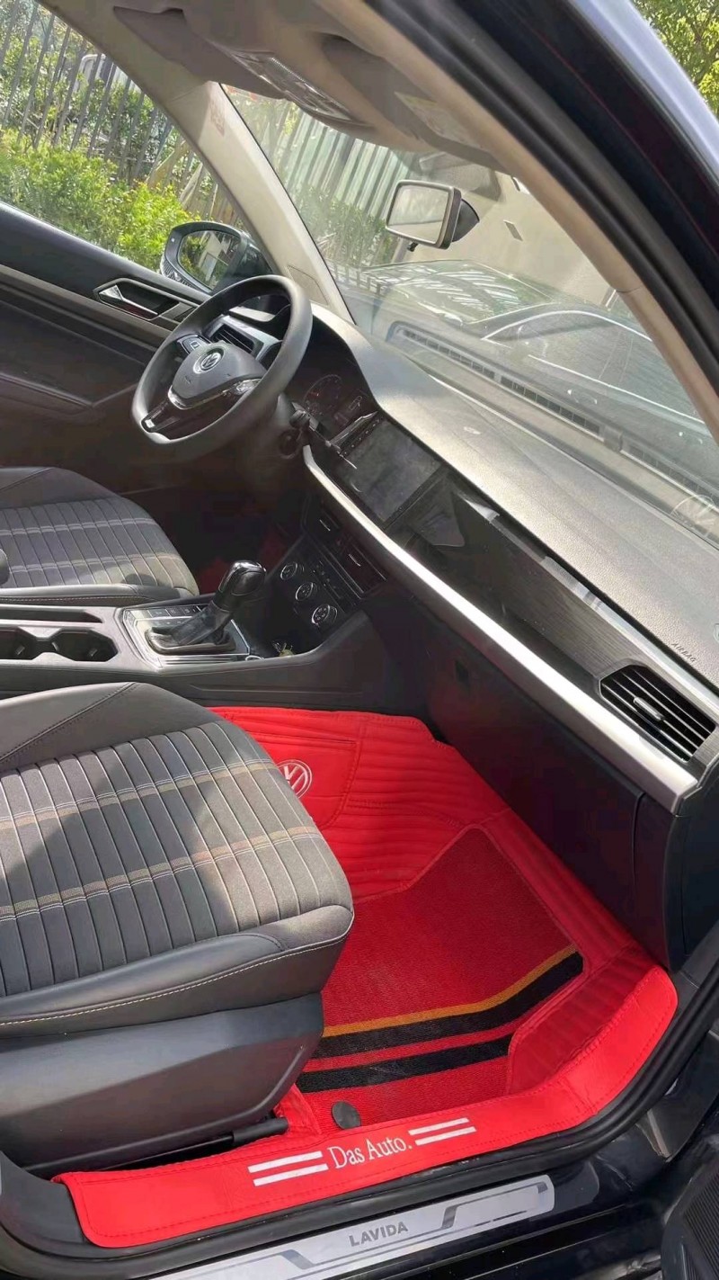 成都20年大众朗逸8