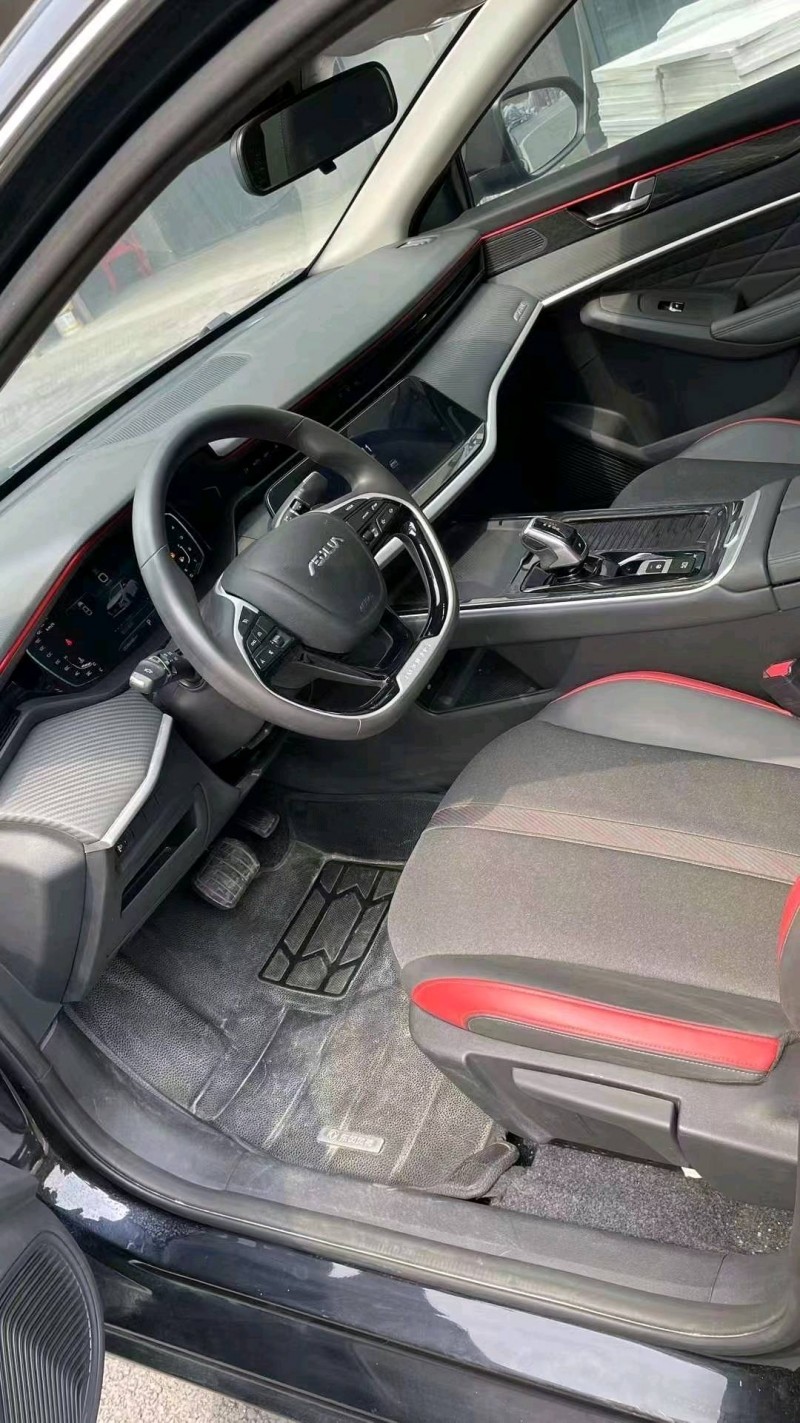 成都22年东风奕炫5