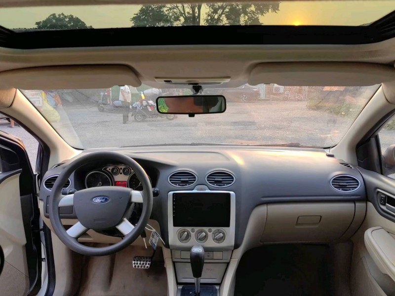 邢台10年福特福克斯6